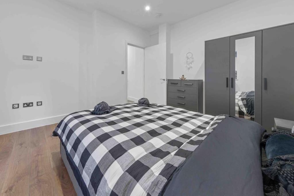 Holiday Home Sleep 8 Central London 9Elms Екстериор снимка