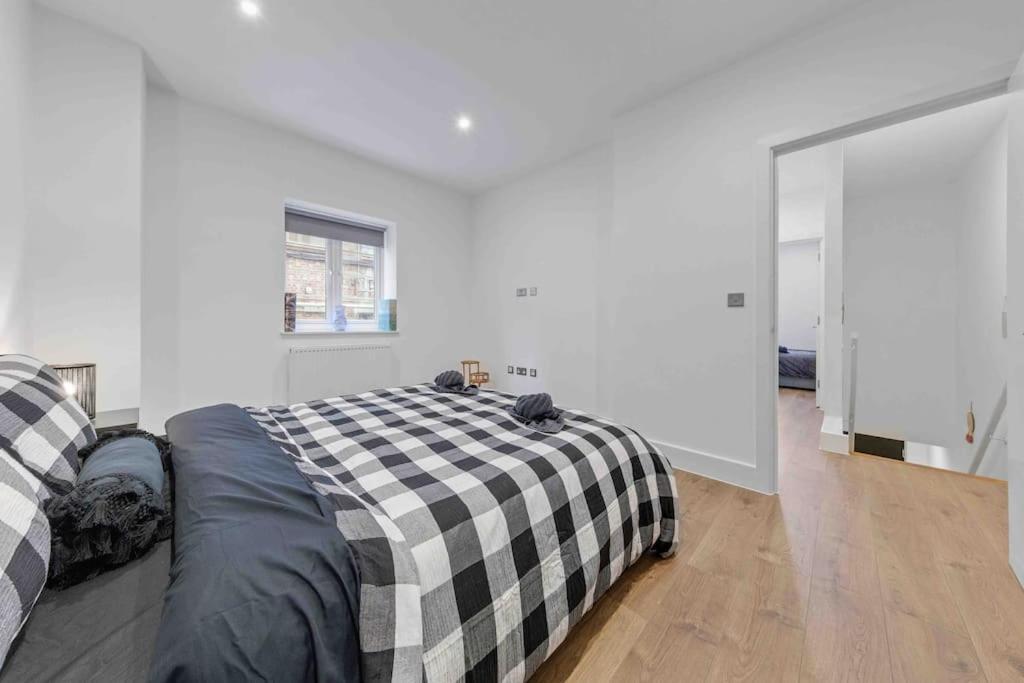 Holiday Home Sleep 8 Central London 9Elms Екстериор снимка